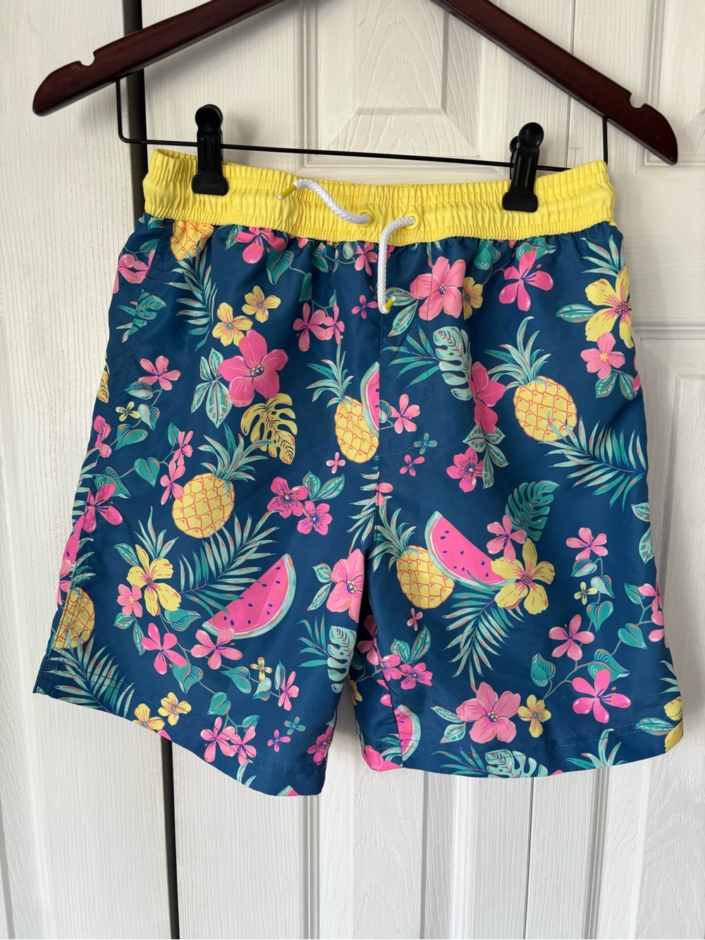 Tommy Bahama Boys Tropical Fruit and Floral Swim Trunks Size XL (14)